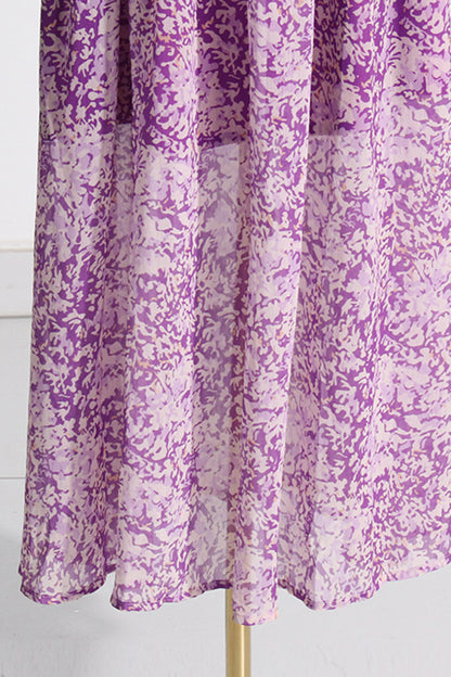Süßes, elegantes Kleid mit Blumenmuster und V-Ausschnitt 