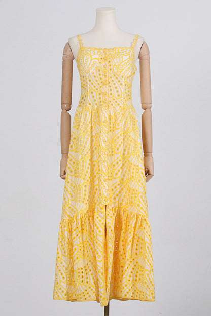 Süßes, elegantes, solides, ausgehöhltes Patchwork-Kleid mit quadratischem Kragen und Sling-Kleid 
